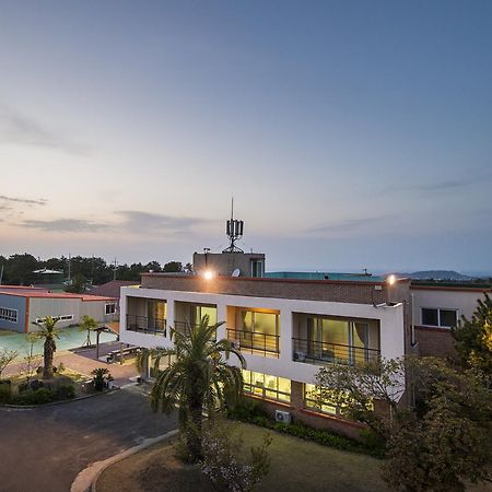 Jeju Youth Hostel Экстерьер фото
