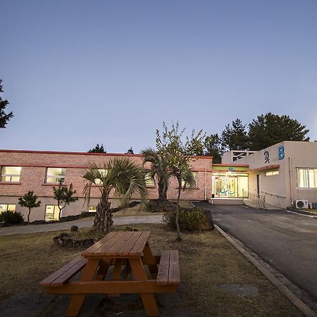 Jeju Youth Hostel Экстерьер фото