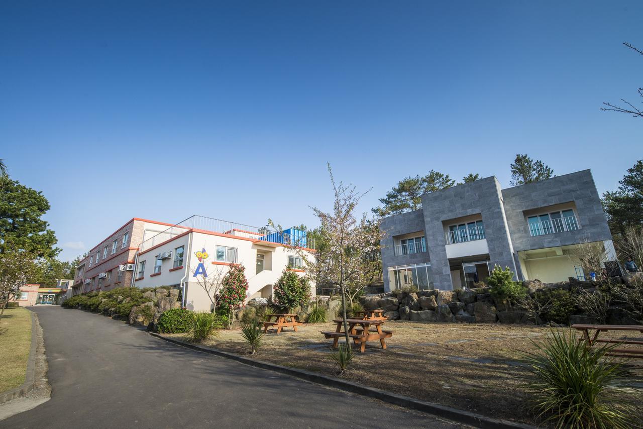Jeju Youth Hostel Экстерьер фото