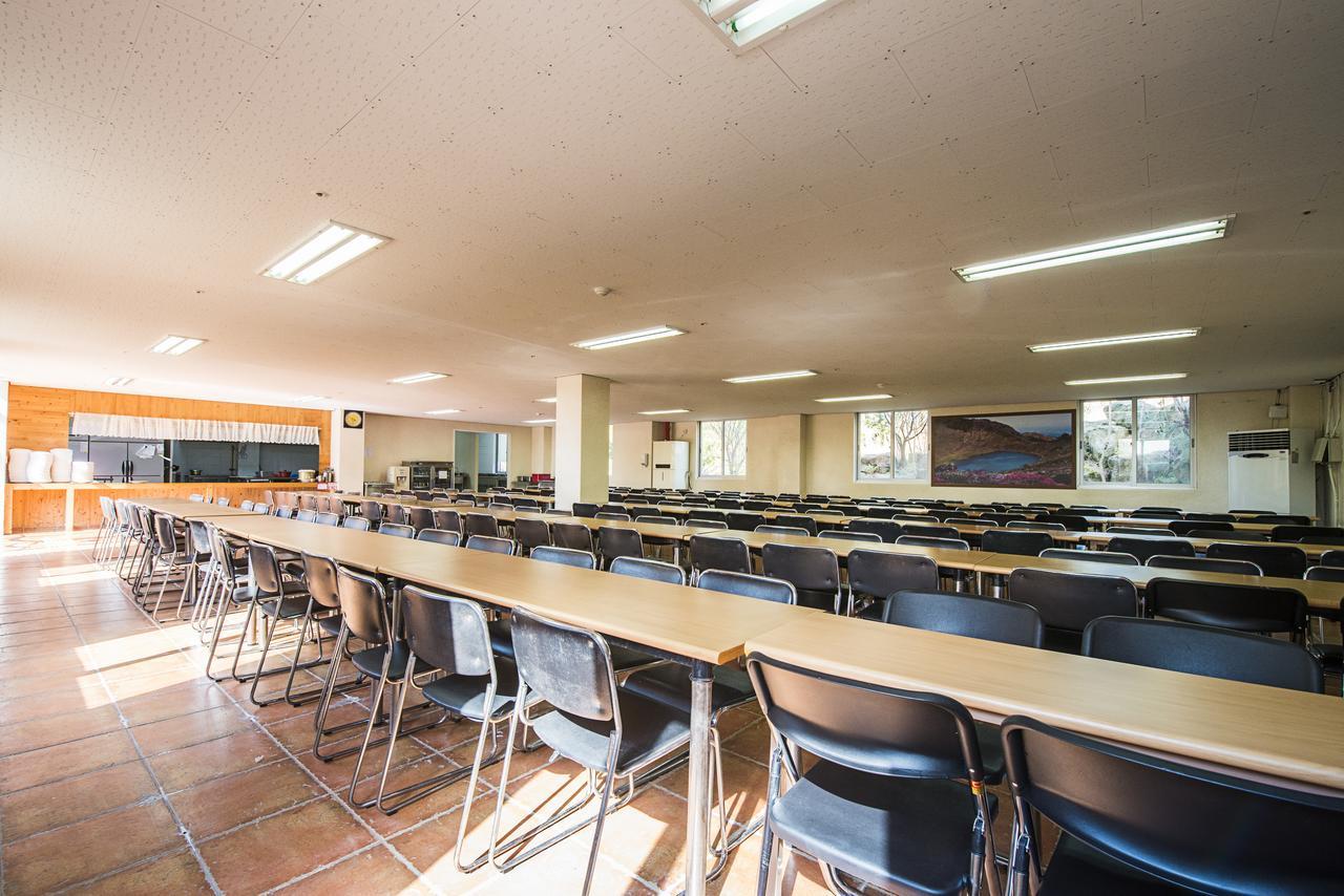 Jeju Youth Hostel Экстерьер фото