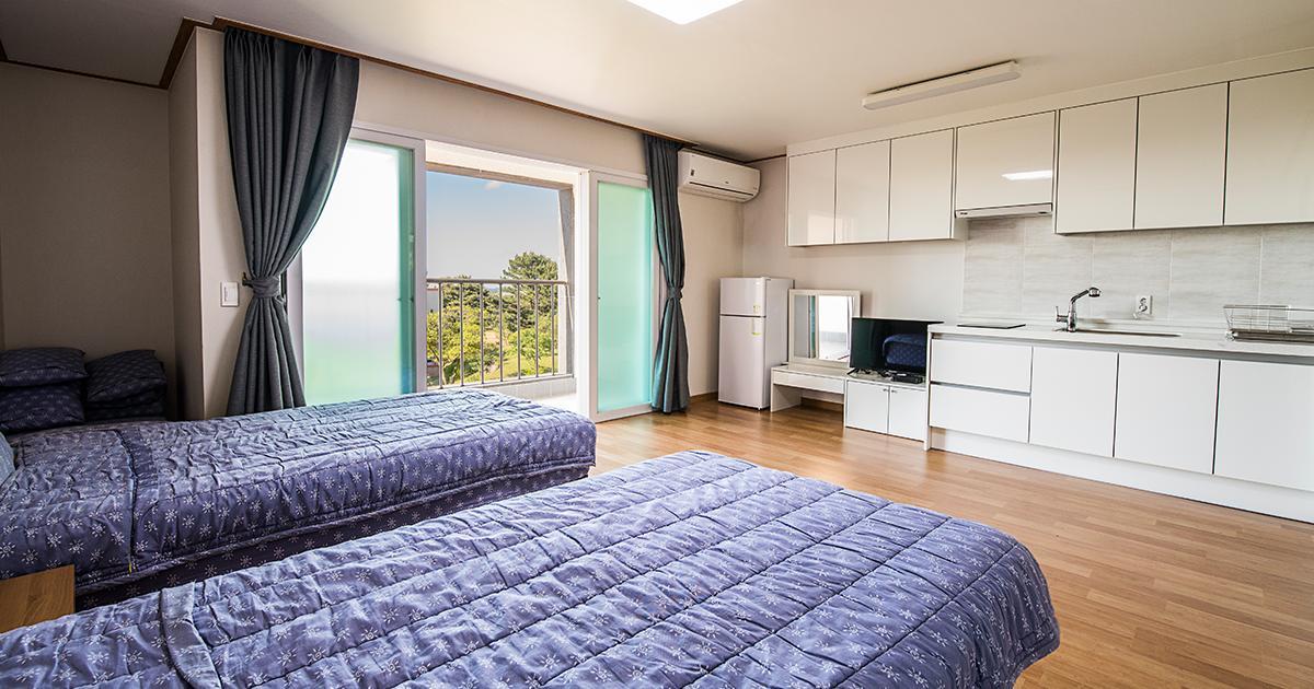 Jeju Youth Hostel Экстерьер фото