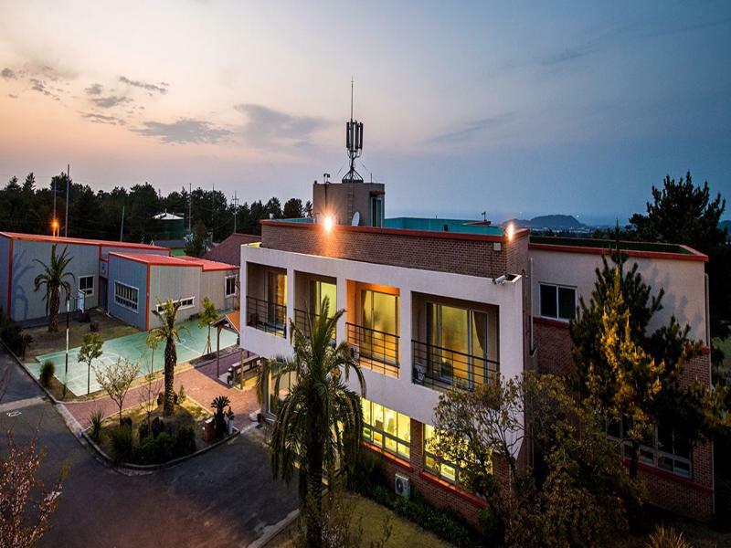 Jeju Youth Hostel Экстерьер фото